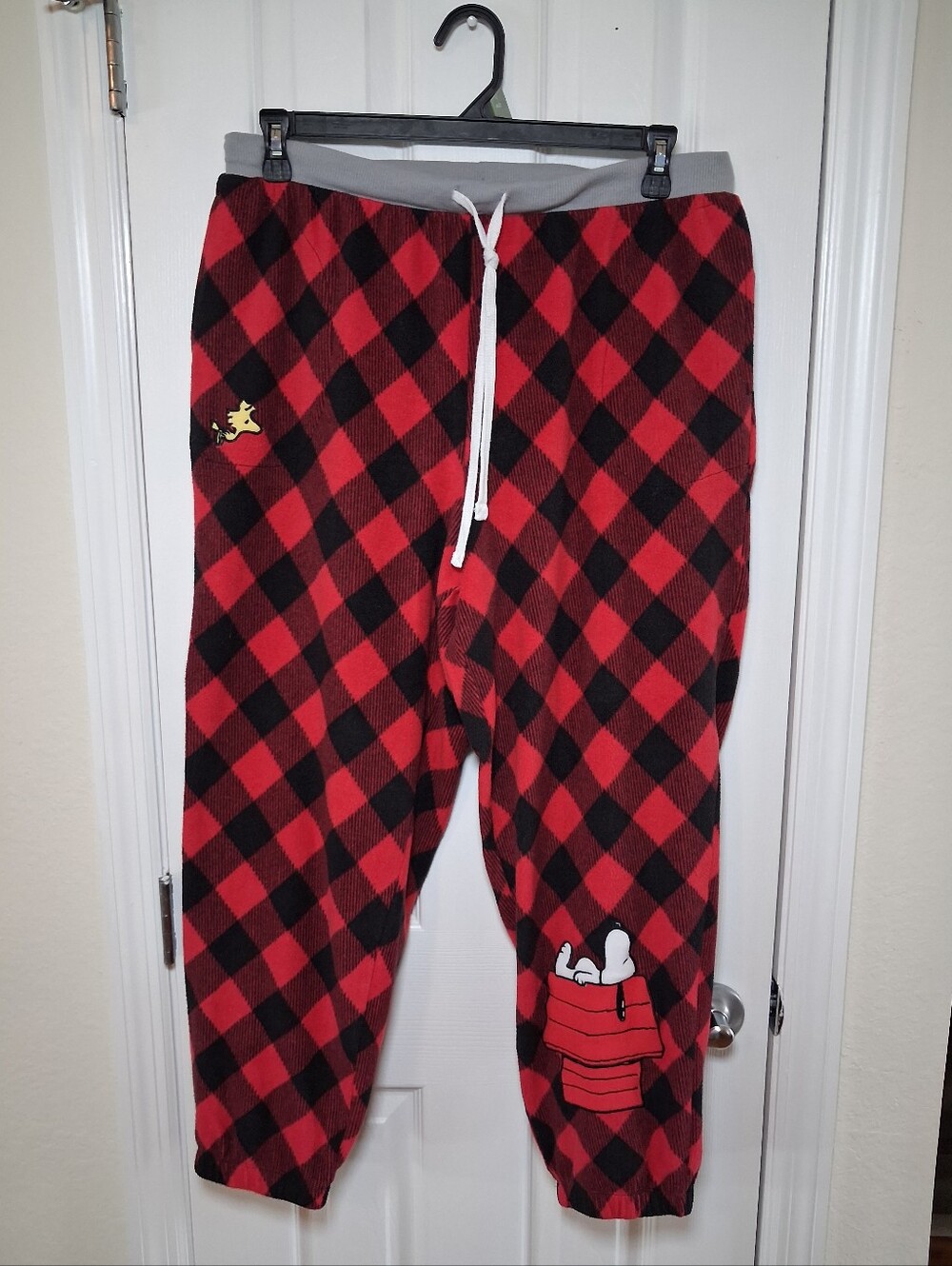 Peanuts Womens Red/Black Fleece Buffalo Plaid Pajama/Lounge Pants Size L Snoopy